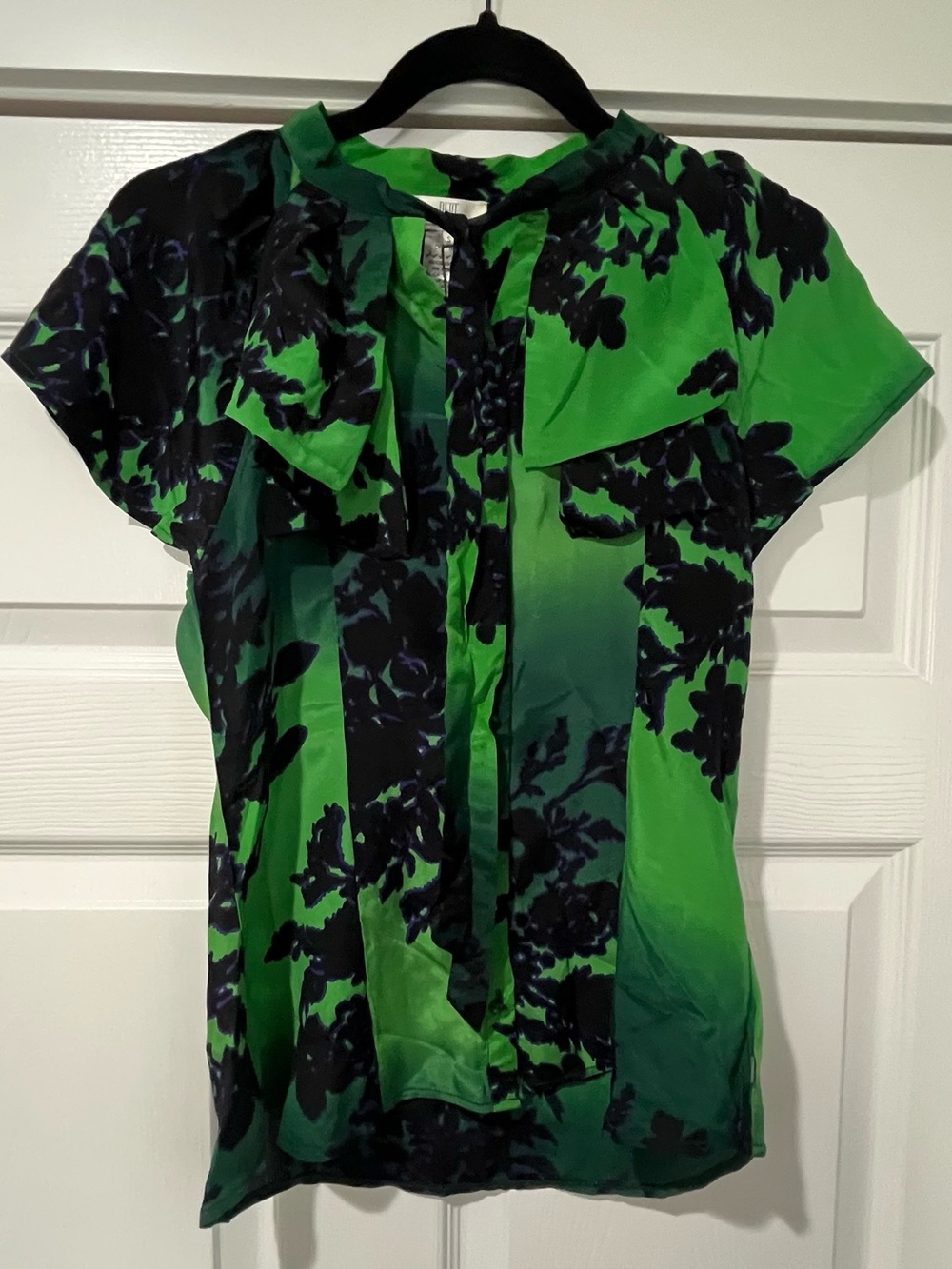 Women's Green Floral Silk Tie-Neck Blouse